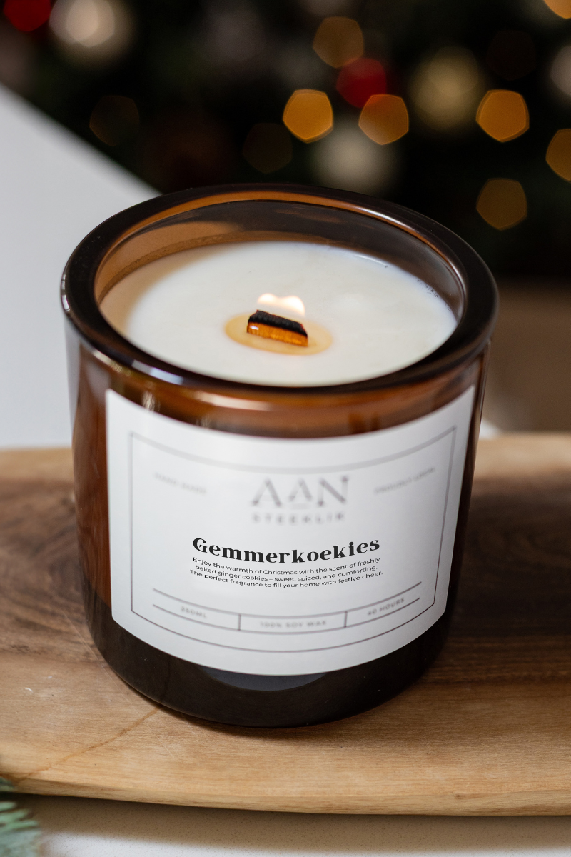 2-Piece Candle Gift Box – Brown Glass Jar Candle (350ml) + Surprise Christmas Candle