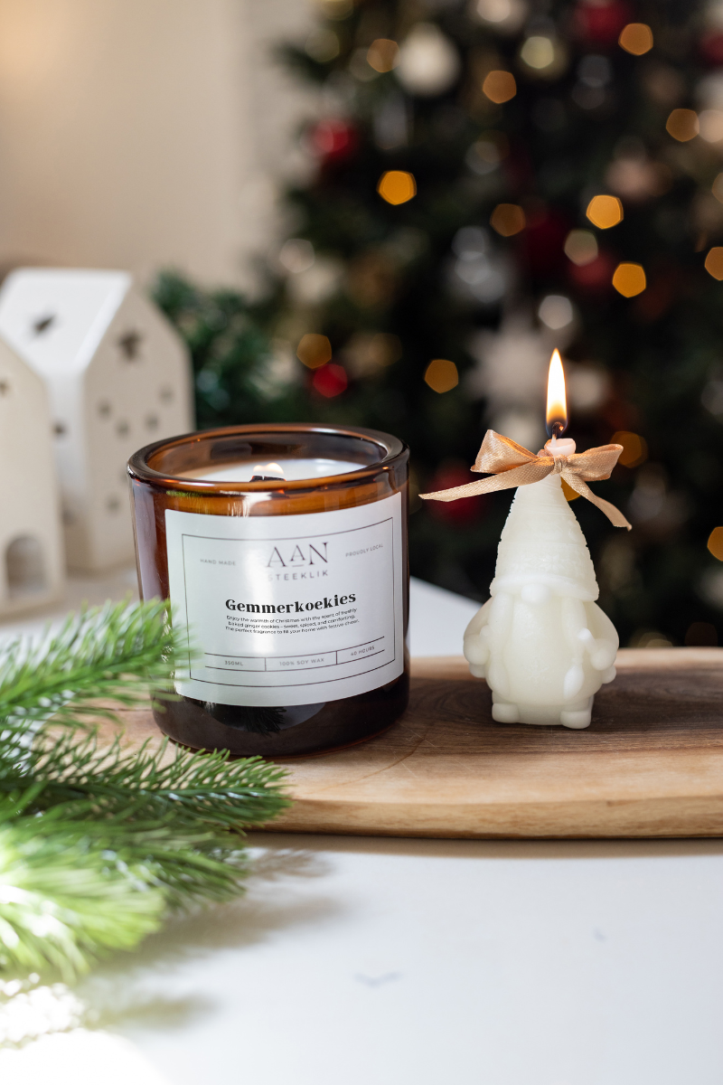 2-Piece Candle Gift Box – Brown Glass Jar Candle (350ml) + Surprise Christmas Candle